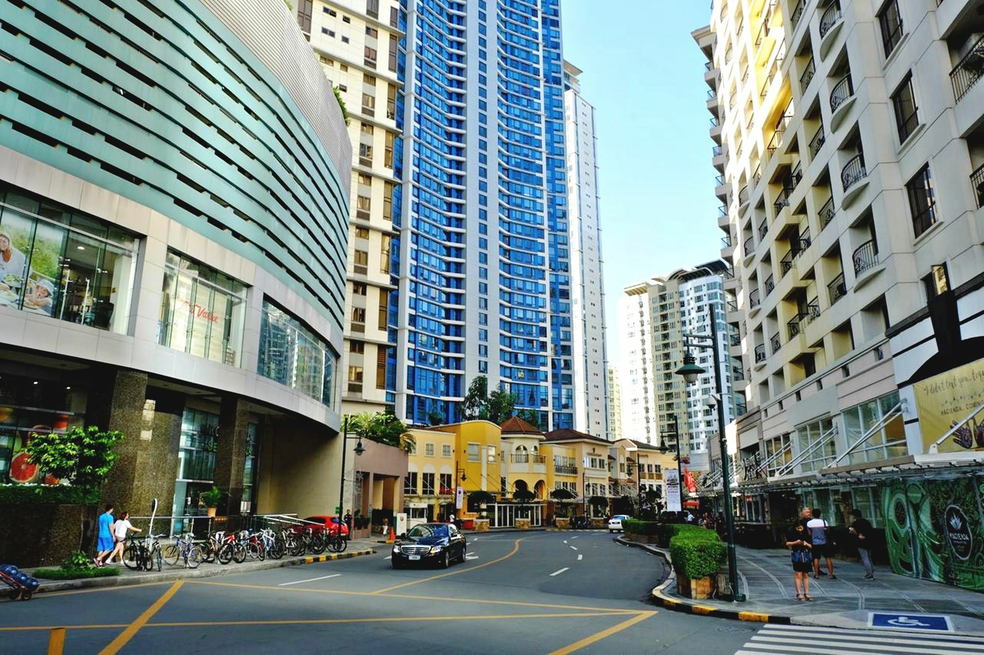 Bellagio Towers By Stays Ph Makati City ภายนอก รูปภาพ